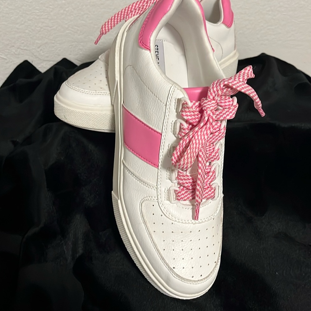 Steve Madden Eager